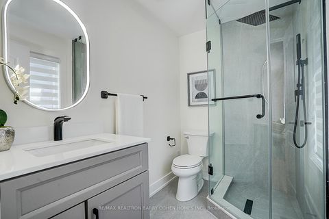 Photo 27 at 34 Elliotwood Court, Windfields, Toronto