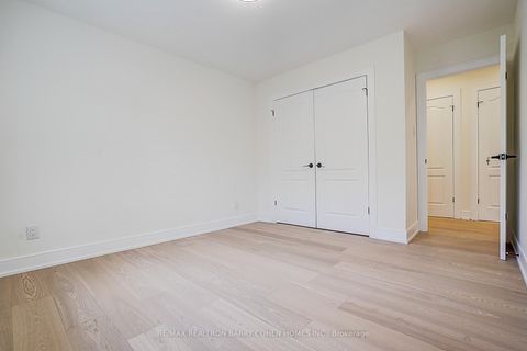Photo 29 at 34 Elliotwood Court, Windfields, Toronto