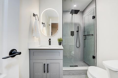 Photo 39 at 34 Elliotwood Court, Windfields, Toronto