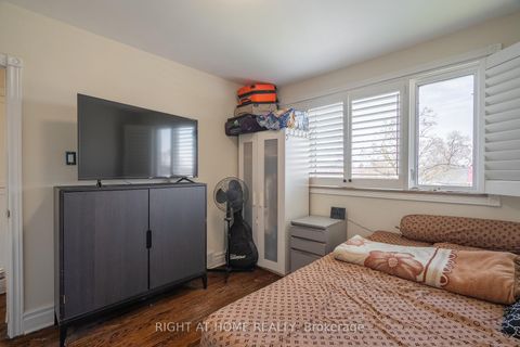 Photo 13 at 76 Habitant Drive, Humbermede, Toronto