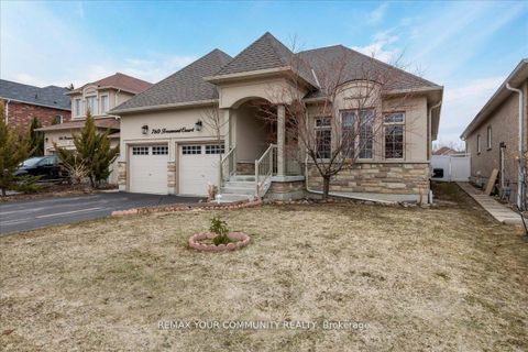 Photo 2 at 760 Freemont Court, Alcona, Innisfil