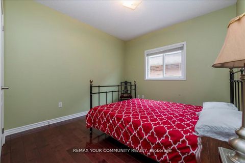 Photo 4 at 760 Freemont Court, Alcona, Innisfil