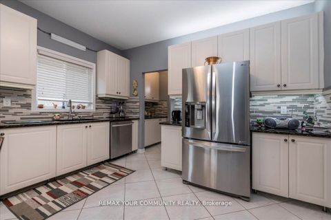 Photo 25 at 760 Freemont Court, Alcona, Innisfil