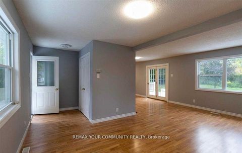 Photo 1 at 781 Edward Street, Rural Innisfil, Innisfil