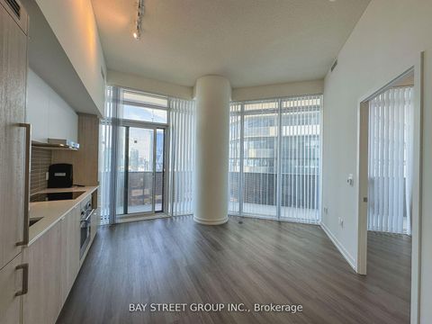 Photo 3 at 4909 - 138 Downes Street, Waterfront Communities C8, Toronto