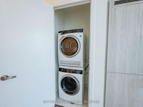 Photo 6 at 4909 - 138 Downes Street, Waterfront Communities C8, Toronto