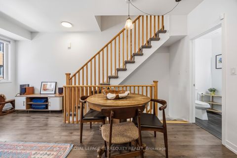 Photo 10 at 43 - 869 Wilson Avenue, CFB, Toronto