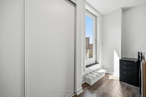 Photo 26 at 43 - 869 Wilson Avenue, CFB, Toronto