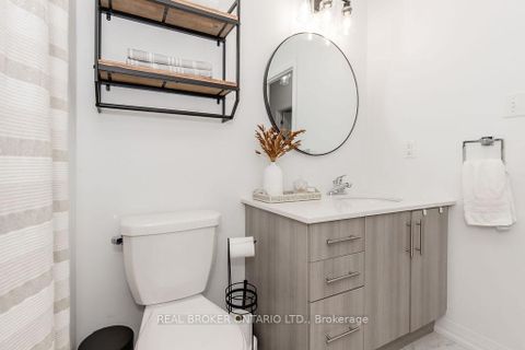 Photo 30 at 609 - 304 ESSA Road, 400 West, Barrie