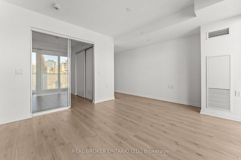 Photo 2 at 906 - 99 Foxbar Road, St. Clair, Toronto