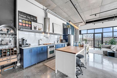 Photo 4 at 520 - 68 Broadview Avenue, South Riverdale, Toronto