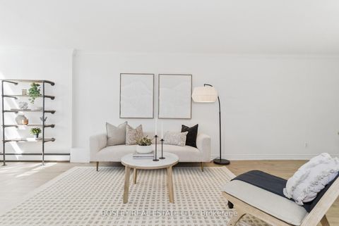Photo 2 at 210 - 335 Lonsdale Road, Forest Hill South, Toronto