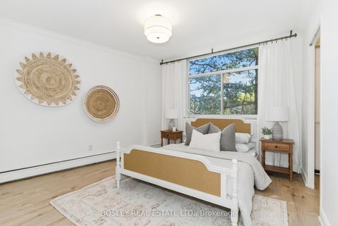 Photo 15 at 210 - 335 Lonsdale Road, Forest Hill South, Toronto