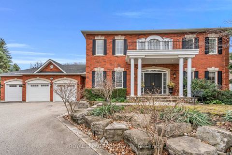 Photo 2 at 70 English Daisy Court, Kleinburg, Vaughan