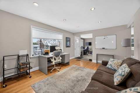 Photo 10 at 68 Drury Lane, Wellington, Barrie
