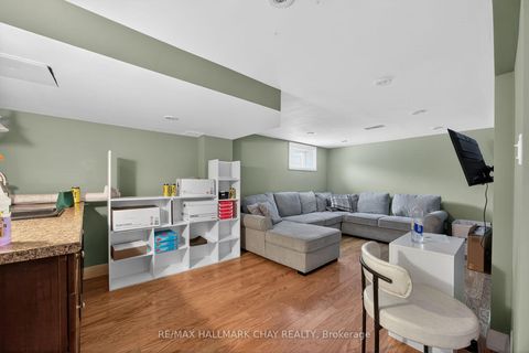 Photo 20 at 68 Drury Lane, Wellington, Barrie