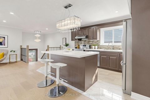Photo 7 at 10 Hines Drive, Hillcrest Village, Toronto