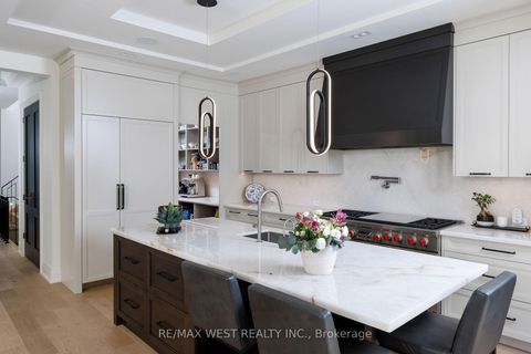 Photo 12 at 64 Thompson Avenue, Queensway, Toronto