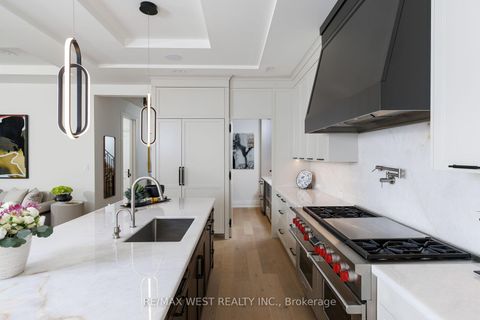 Photo 14 at 64 Thompson Avenue, Queensway, Toronto