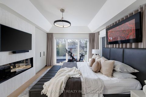 Photo 26 at 64 Thompson Avenue, Queensway, Toronto
