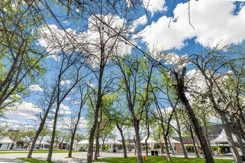 Photo 37 at 2325 - 230 Queens Quay W, Waterfront Communities C1, Toronto