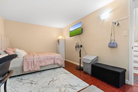 Photo 24 at 292 - 1605 Albion Road, Jamestown, Toronto