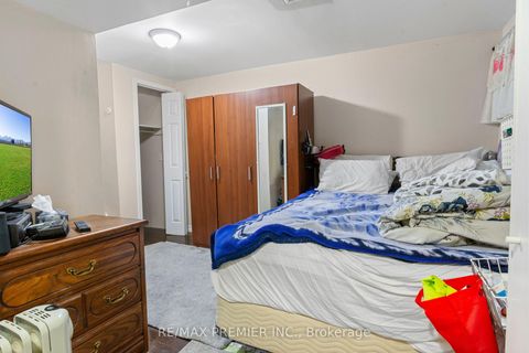 Photo 33 at 292 - 1605 Albion Road, Jamestown, Toronto