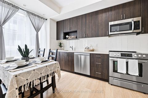 Photo 6 at 306 - 1120 Briar Hill Avenue, Glen Park, Toronto