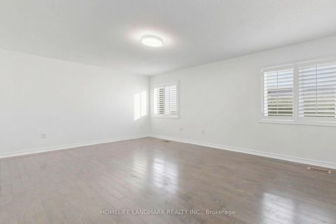 Photo 12 at 4 Merton Street, Oak Ridges, Richmond Hill
