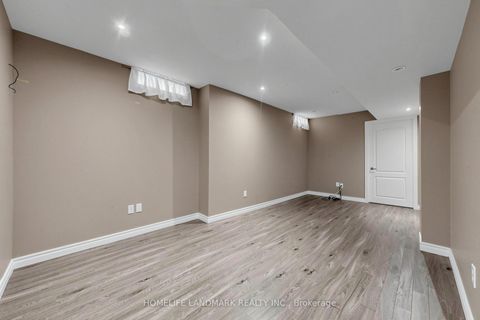 Photo 22 at 4 Merton Street, Oak Ridges, Richmond Hill