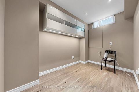 Photo 27 at 4 Merton Street, Oak Ridges, Richmond Hill