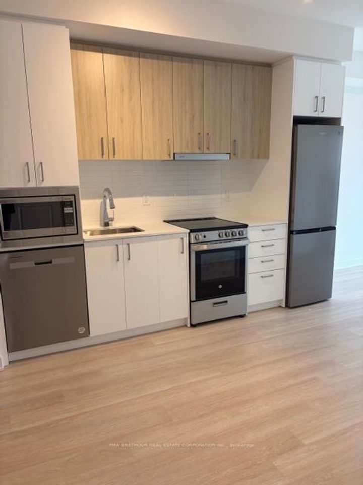 Photo 2 at 2510 - 50 Upper Mall Way, Brownridge, Vaughan