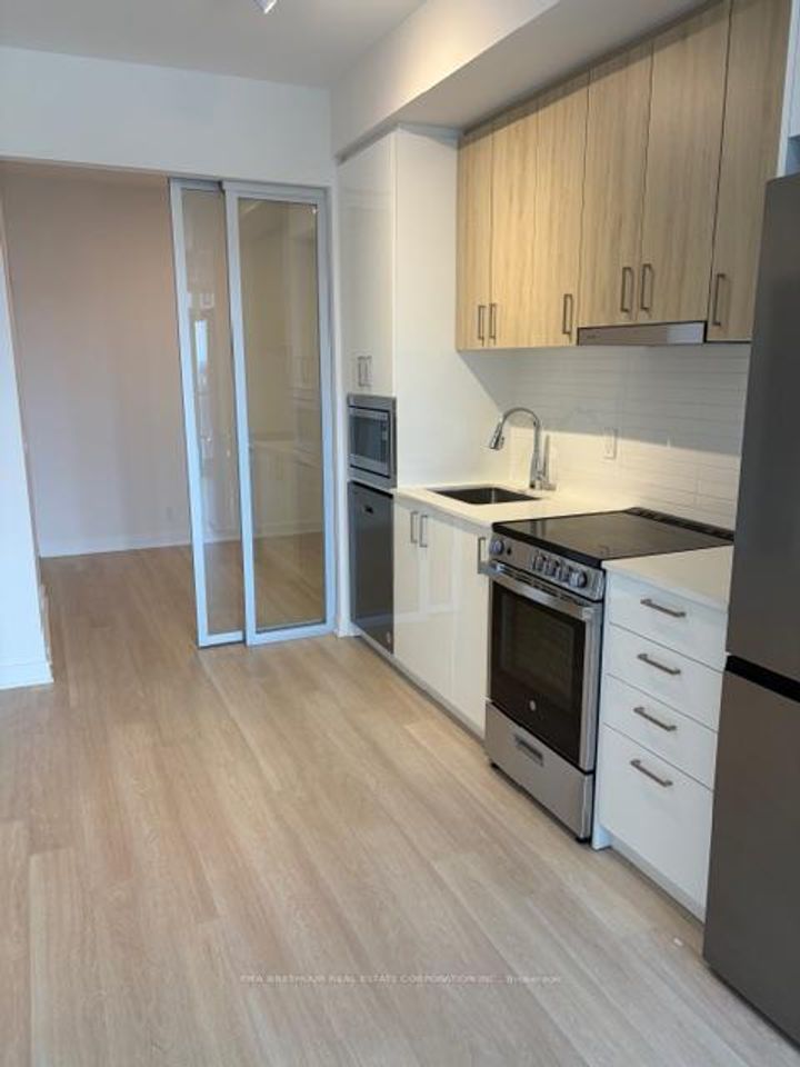 Photo 3 at 2510 - 50 Upper Mall Way, Brownridge, Vaughan