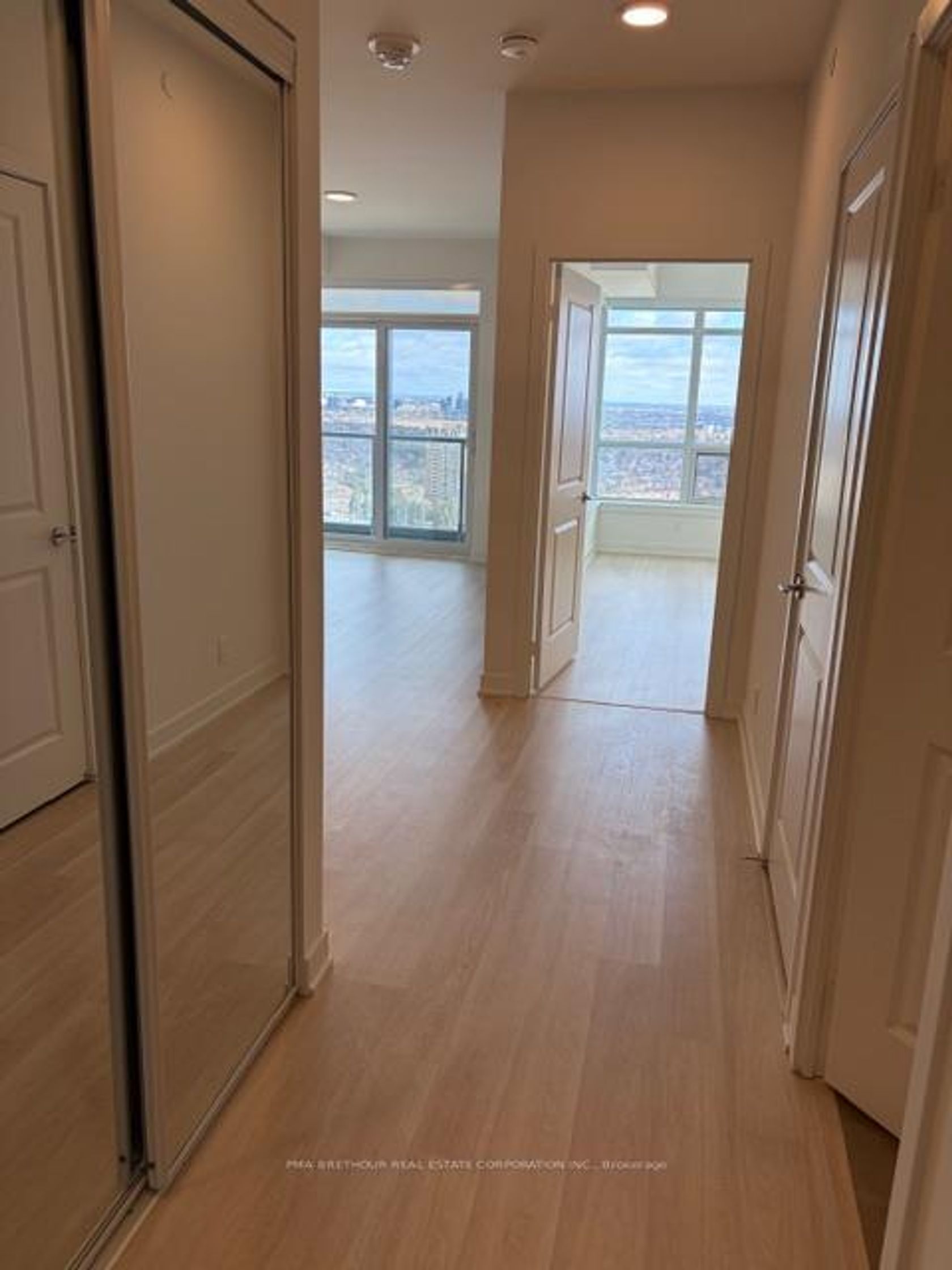 2510 - 50 Upper Mall Way, Brownridge, Vaughan 2