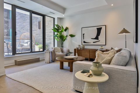 Photo 6 at 404 - 10 Prince Arthur Avenue, Annex, Toronto