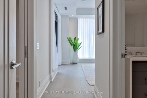 Photo 17 at 404 - 10 Prince Arthur Avenue, Annex, Toronto
