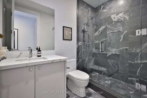 Photo 33 at 404 - 10 Prince Arthur Avenue, Annex, Toronto