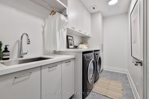 Photo 35 at 404 - 10 Prince Arthur Avenue, Annex, Toronto