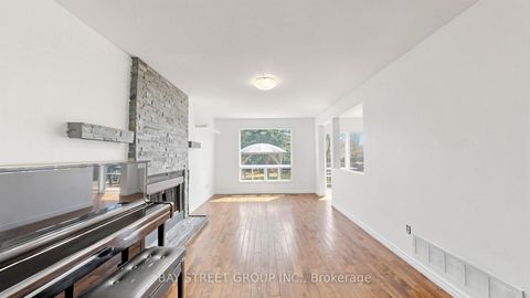 Photo 4 at 985 Linden Street, Alcona, Innisfil