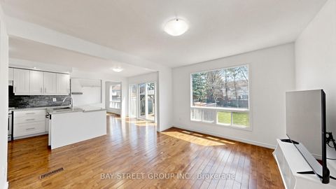 Photo 13 at 985 Linden Street, Alcona, Innisfil