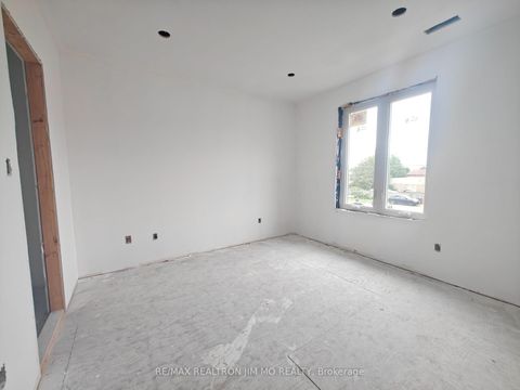 Photo 9 at 6 Cotton Avenue, Birchmount, Toronto