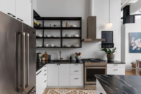 Photo 10 at 313 - 90 Sumach Street, Moss Park, Toronto
