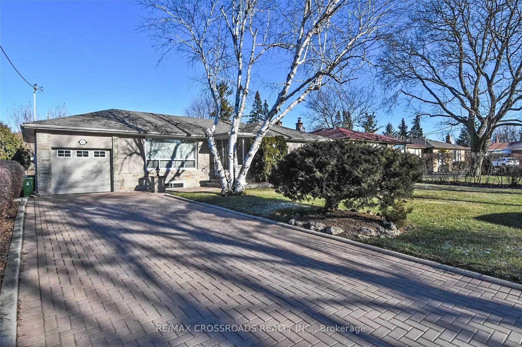 62 Transwell Avenue, Newtonbrook West, Toronto 