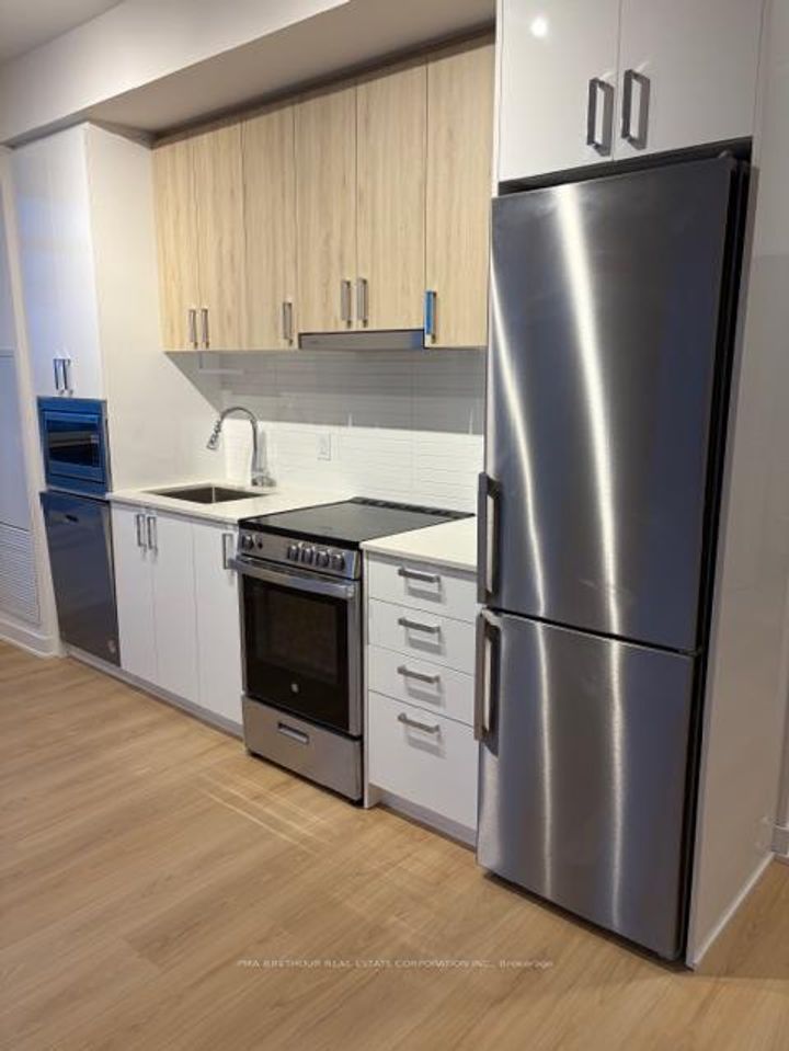Photo 1 at 416 - 30 Upper Mall Way, Brownridge, Vaughan