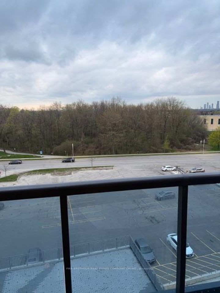 Photo 6 at 416 - 30 Upper Mall Way, Brownridge, Vaughan