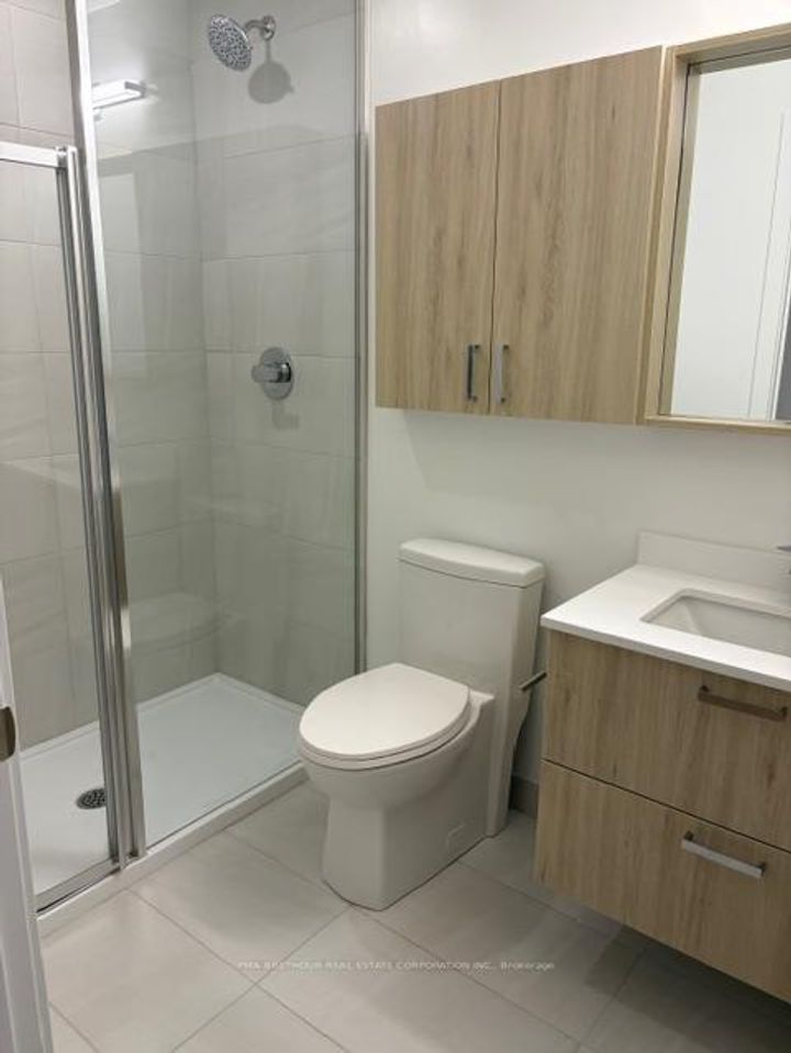 Photo 8 at 416 - 30 Upper Mall Way, Brownridge, Vaughan
