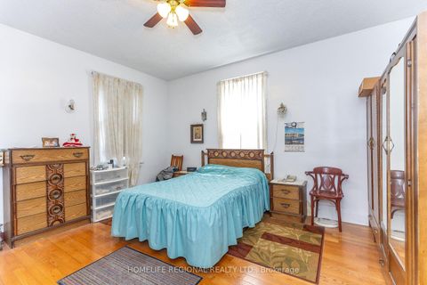 Photo 9 at 237 Roxton Road, Little Italy, Toronto