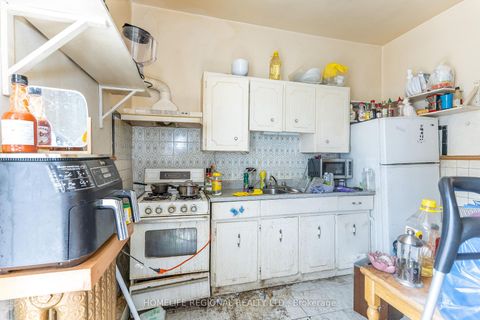 Photo 16 at 237 Roxton Road, Little Italy, Toronto