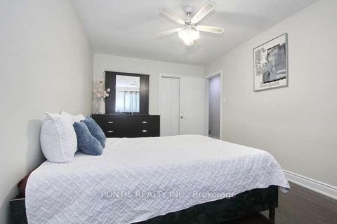 Photo 11 at 7292 Sills Road, Malton, Mississauga