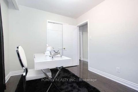 Photo 15 at 7292 Sills Road, Malton, Mississauga